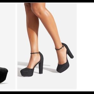 NWOT | Shoedazzle Sabrina Black Block Heel